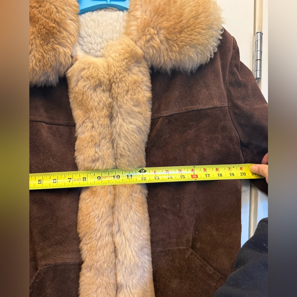 Retro Shearling Suede Coat - Picture 4 of 6